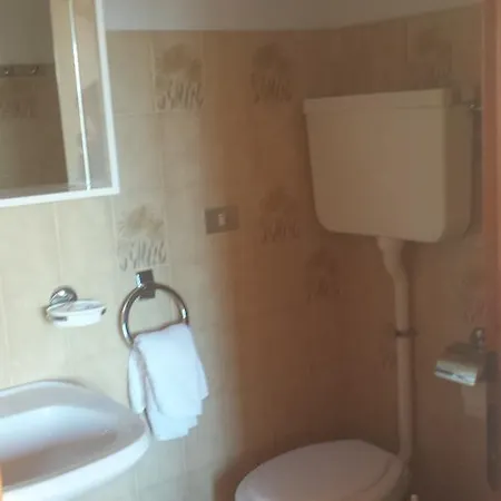 Hotell Al Sole Ad Aquila Di Arroscia Im A Trenta Chilometri Dal Mare