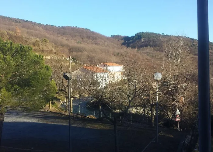Al Sole Ad Aquila Di Arroscia Im A Trenta Chilometri Dal Mare Ξενοδοχείο 2*